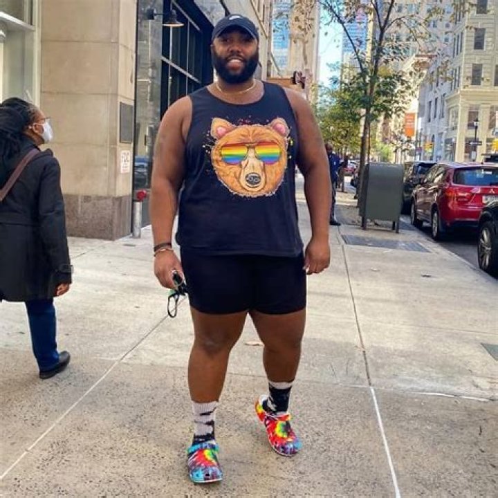 Derek Frazier Height, Weight, Net Worth, Age, Birthday, Wikipedia, Who, Nationality, Biography