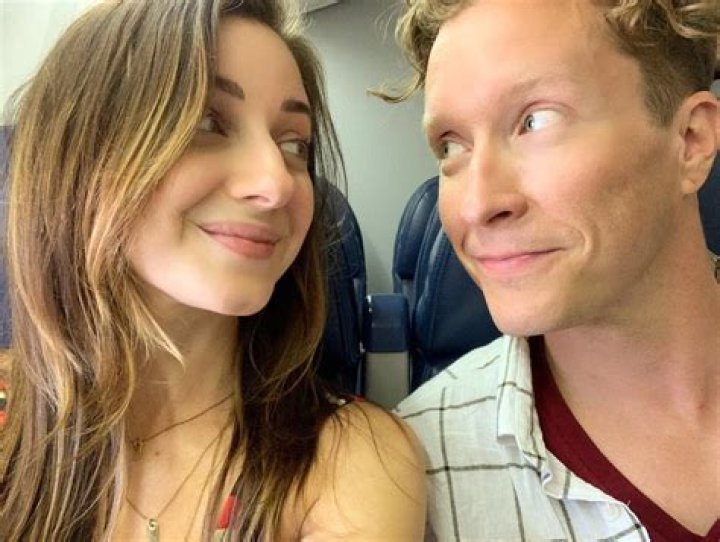 
Does Davi Crimmins Have A Husband? All We Know About Her Love Life 