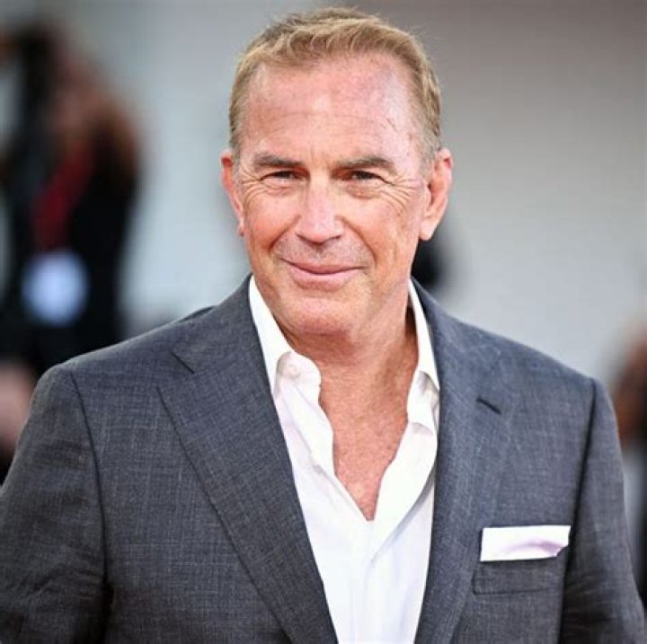 Is Kevin Costner Gay? Age, Height, Net Worth