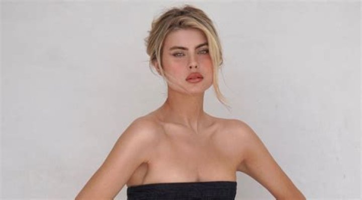 
Kellie Stewart Height, Weight, Net Worth, Age, Birthday, Wikipedia, Who, Nationality, Biography 