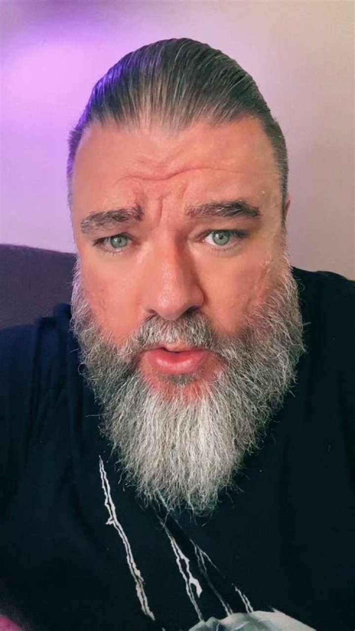 TizzyEnt Height, Weight, Net Worth, Age, Birthday, Wikipedia, Who, Nationality, Biography