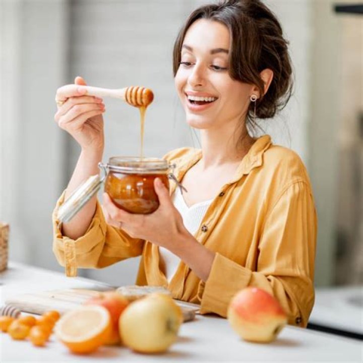 What Is ‘Honey Cross On Tongue’ Spell And Meaning TikTok?