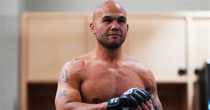Who Are Robbie Lawler Parents? UFC Champion ‘Ruthless’ Grew Up In San Diego